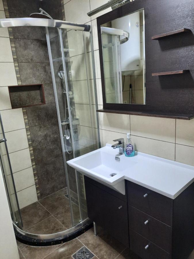Апартаменти Apartman Nk Нікшич Екстер'єр фото