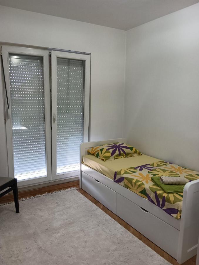 Апартаменти Apartman Nk Нікшич Екстер'єр фото